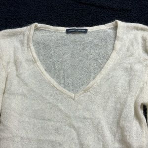 adorable brandy melville sweater!